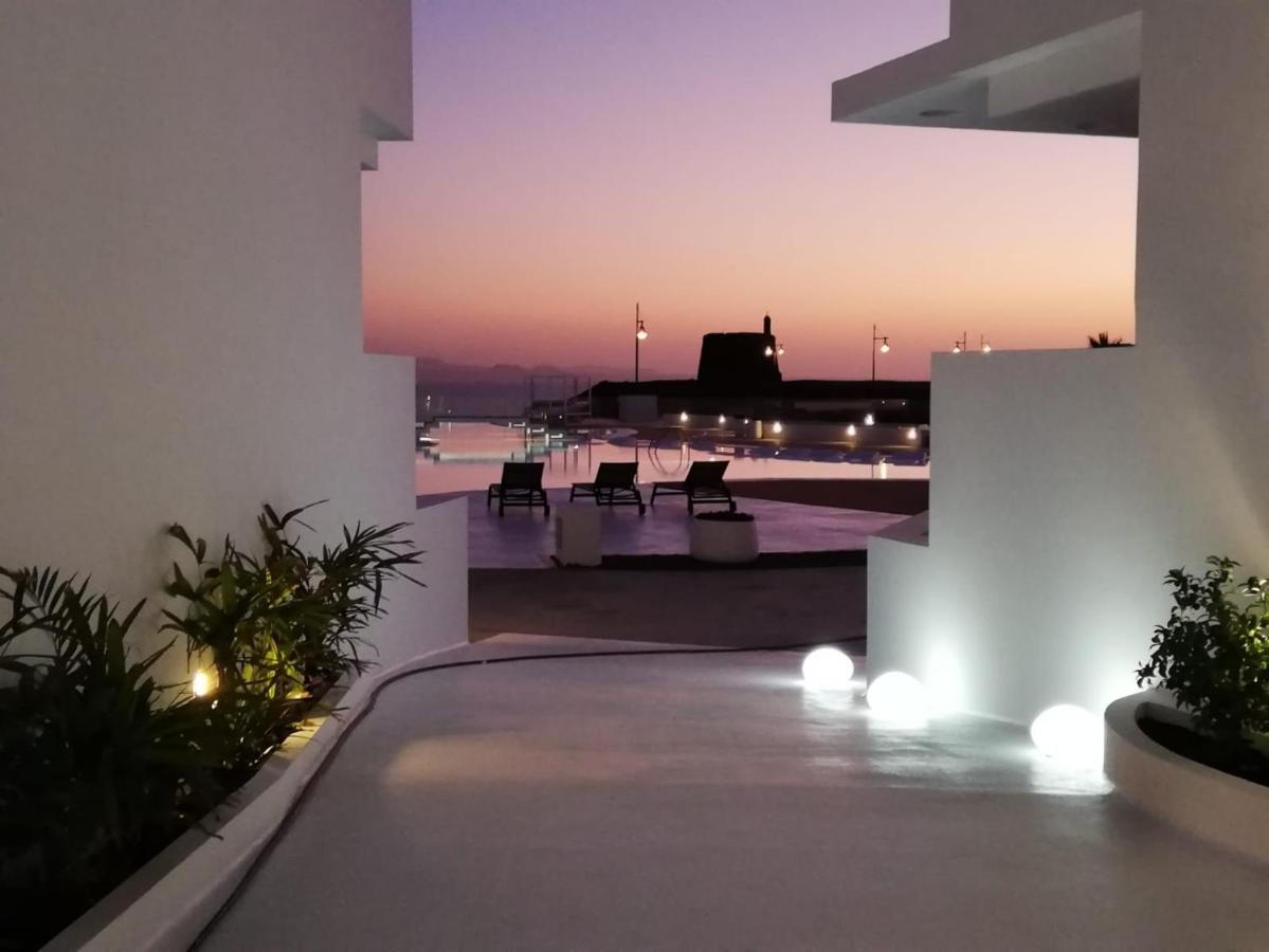 Calalanzarote Suites Hotel - Adults Only Πλάγια Μπλάνκα Εξωτερικό φωτογραφία The hotel's rooftop